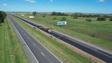 Avanzan las obras sobre la Ruta 2 para mejorar la seguridad y la conectividad en Buenos Aires